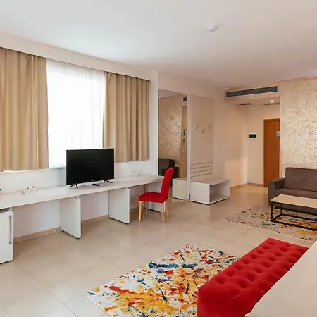 ホテル Horizont ドゥラス