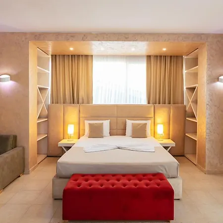 Horizont 4* ドゥラス