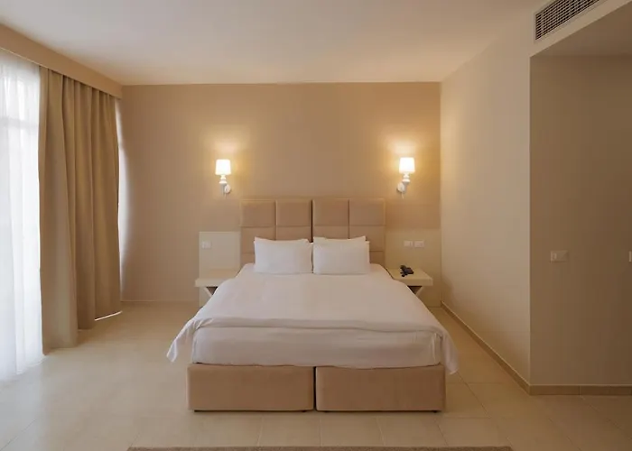 Otel Horizont Dıraç