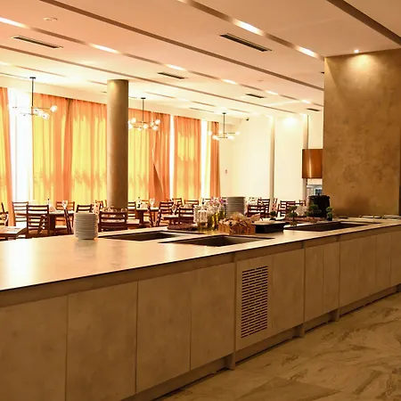 Hotel Horizont 4*